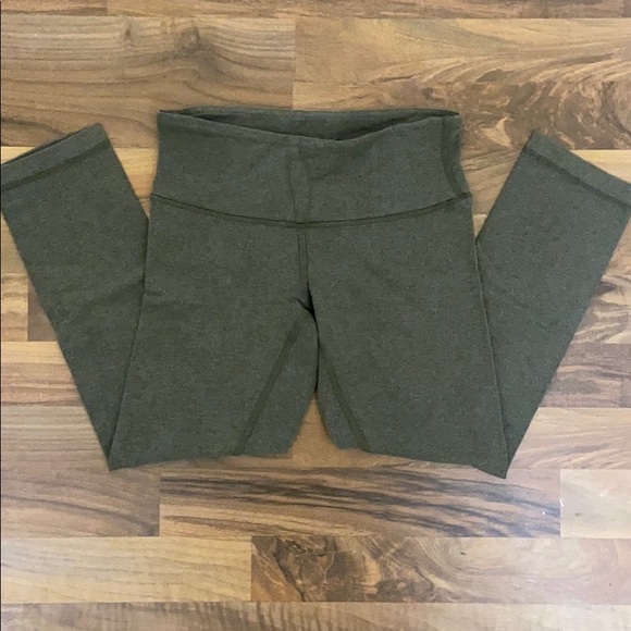 lululemon athletica Pants - Lululemon Wunder Under crop
